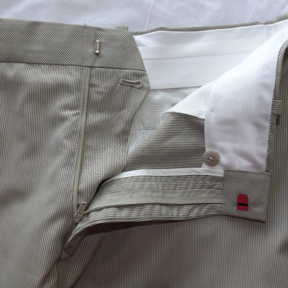 Walter Hagen Golf Shorts Khaki with Pin Stripe Pattern, Size 36, EUC! - Picture 6 of 9